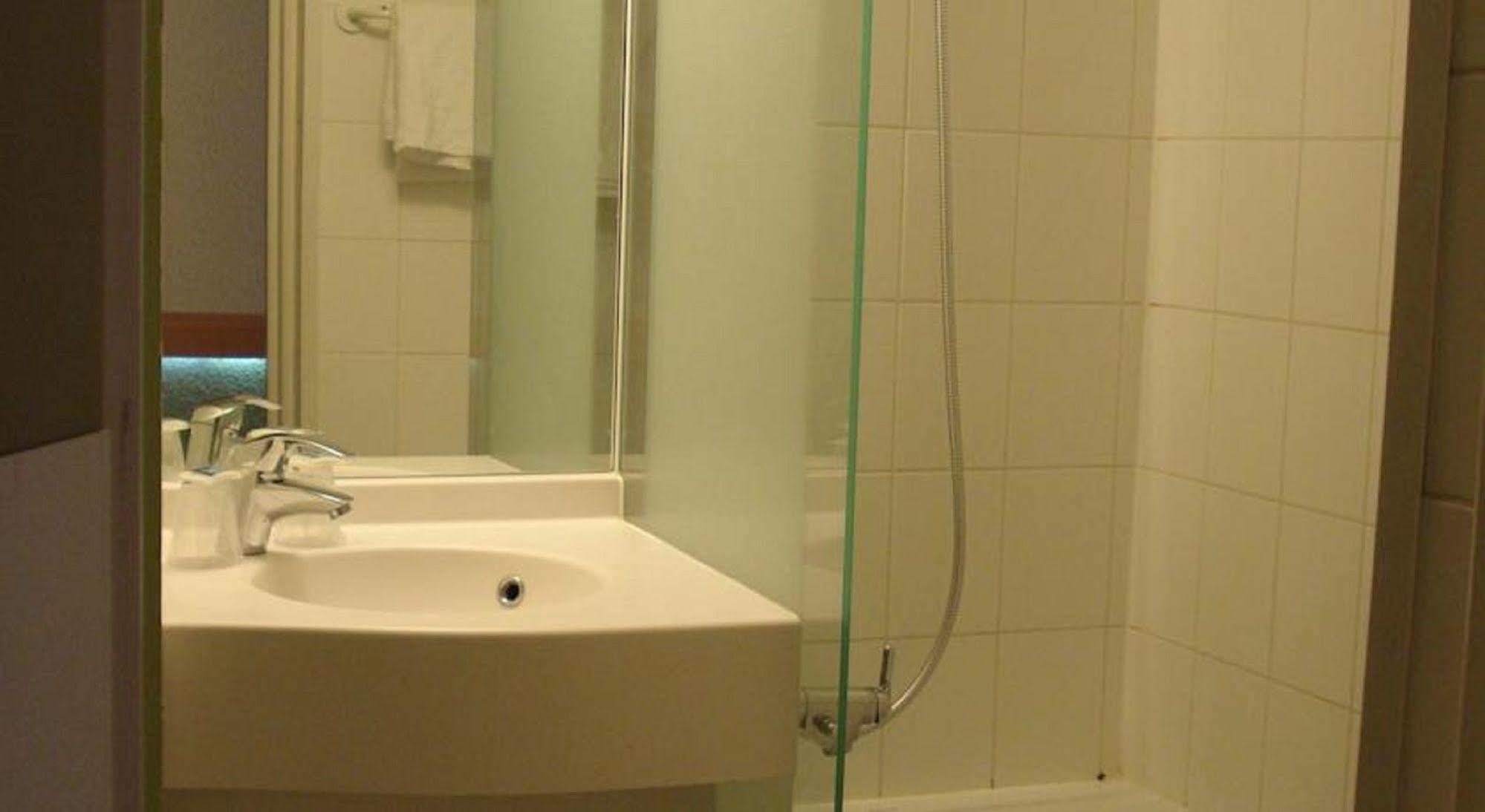 Ibis Budget - Porte De Bagnolet Eksteriør billede